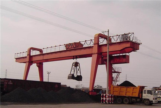 Козловой двухбалочный грейферный кран Henan Mine (Китай)