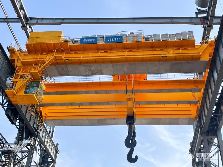 Мостовой литейный кран Henan Mine (Китай)