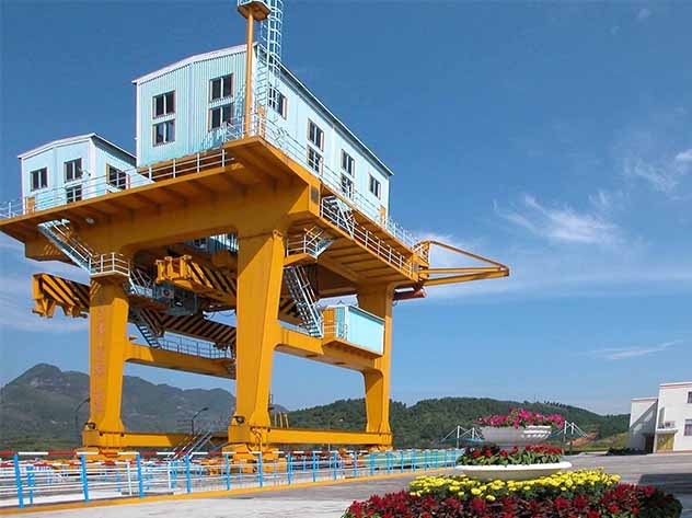 Козловой монтажный кран Henan Mine (Китай)