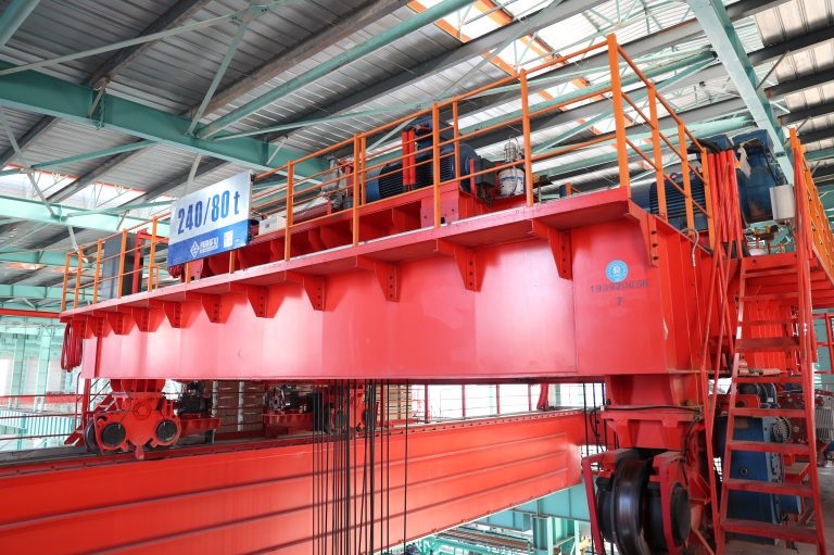 Мостовой литейный кран Henan Mine (Китай)