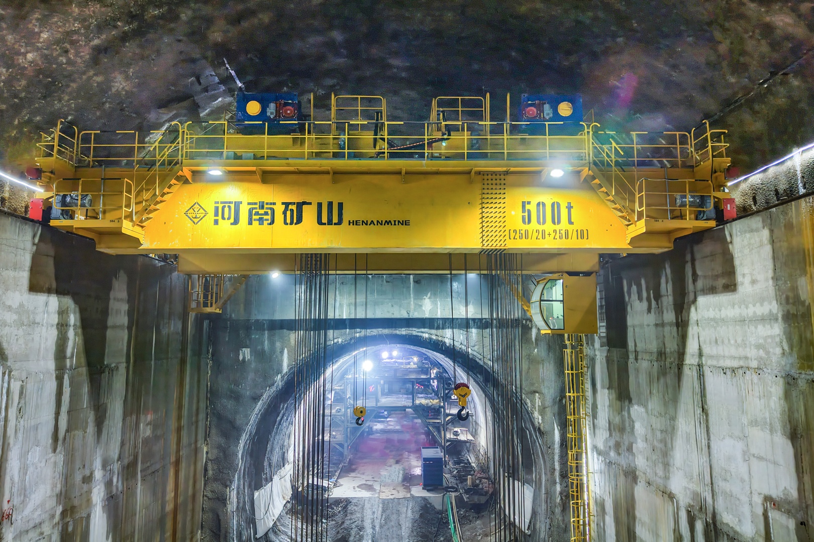 Новый 500-тонный кран Henan Mine Новый 500-тонный кран Henan Mine